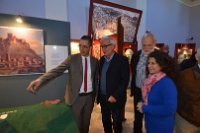 Marco Buselli, sindaco di Volterra, visita la mostra su Monte Voltraio