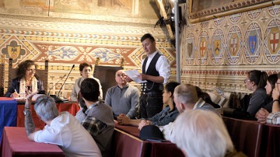 Abschlussfeier im Rathaus von Volterra (2)